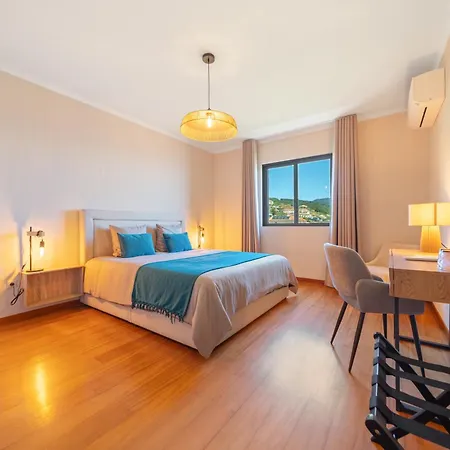 Casa Do Mundo Madeira Bed & Breakfast Gaula