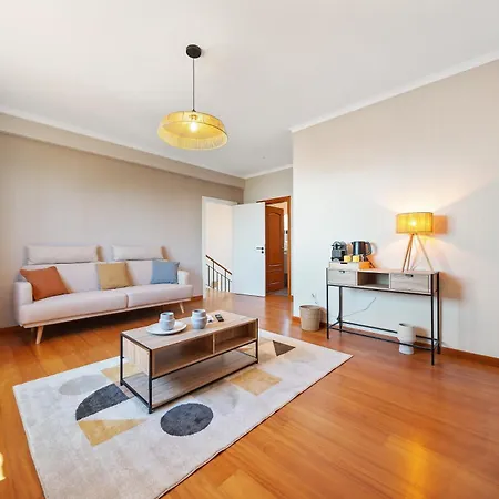 Casa Do Mundo Madeira Bed & Breakfast 4*
